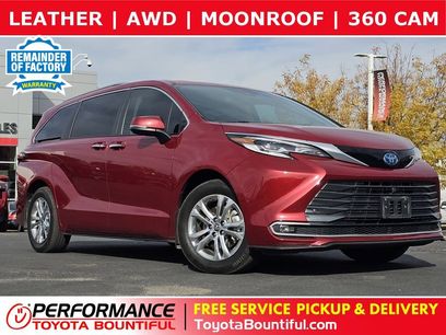 Used 2023 Toyota Sienna Platinum