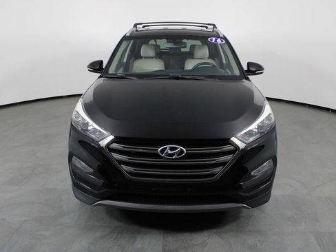 Used 2016 Hyundai Tucson Limited image 12