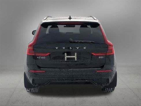 New 2026 Volvo XC60 B5 Ultra w/ Protection Package Premier image 5