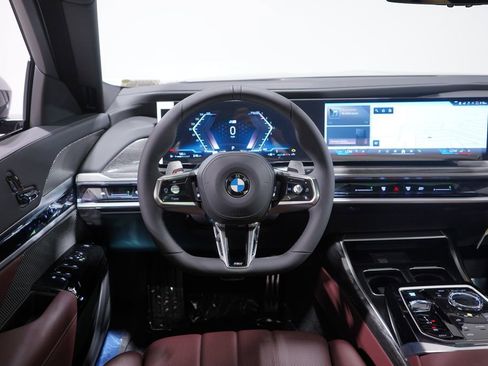New 2026 BMW 760i xDrive w/ Executive Package image 11