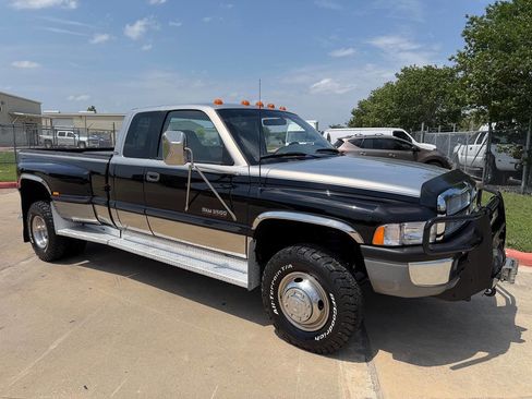 Used 1998 Dodge Ram 3500 Truck 4x4 Quad Cab image 31