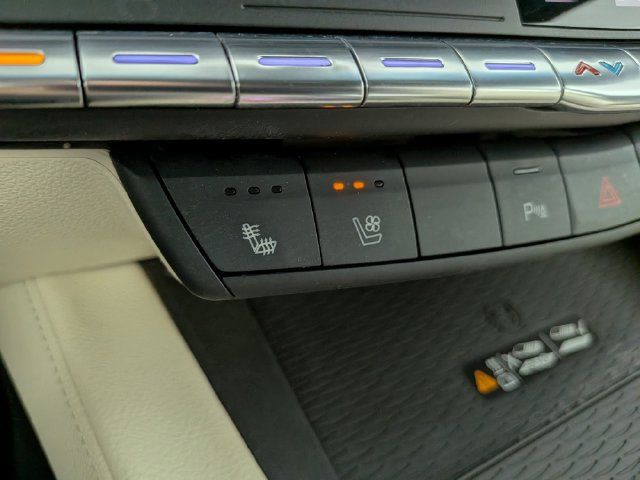 Certified 2023 Cadillac CT4 Premium Luxury AWD/4WD image 9