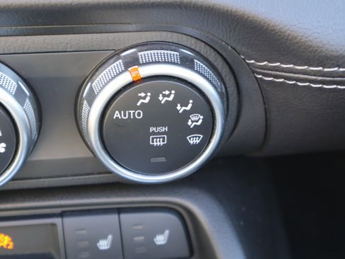 Used 2024 MAZDA MX-5 Miata RF Grand Touring image 31