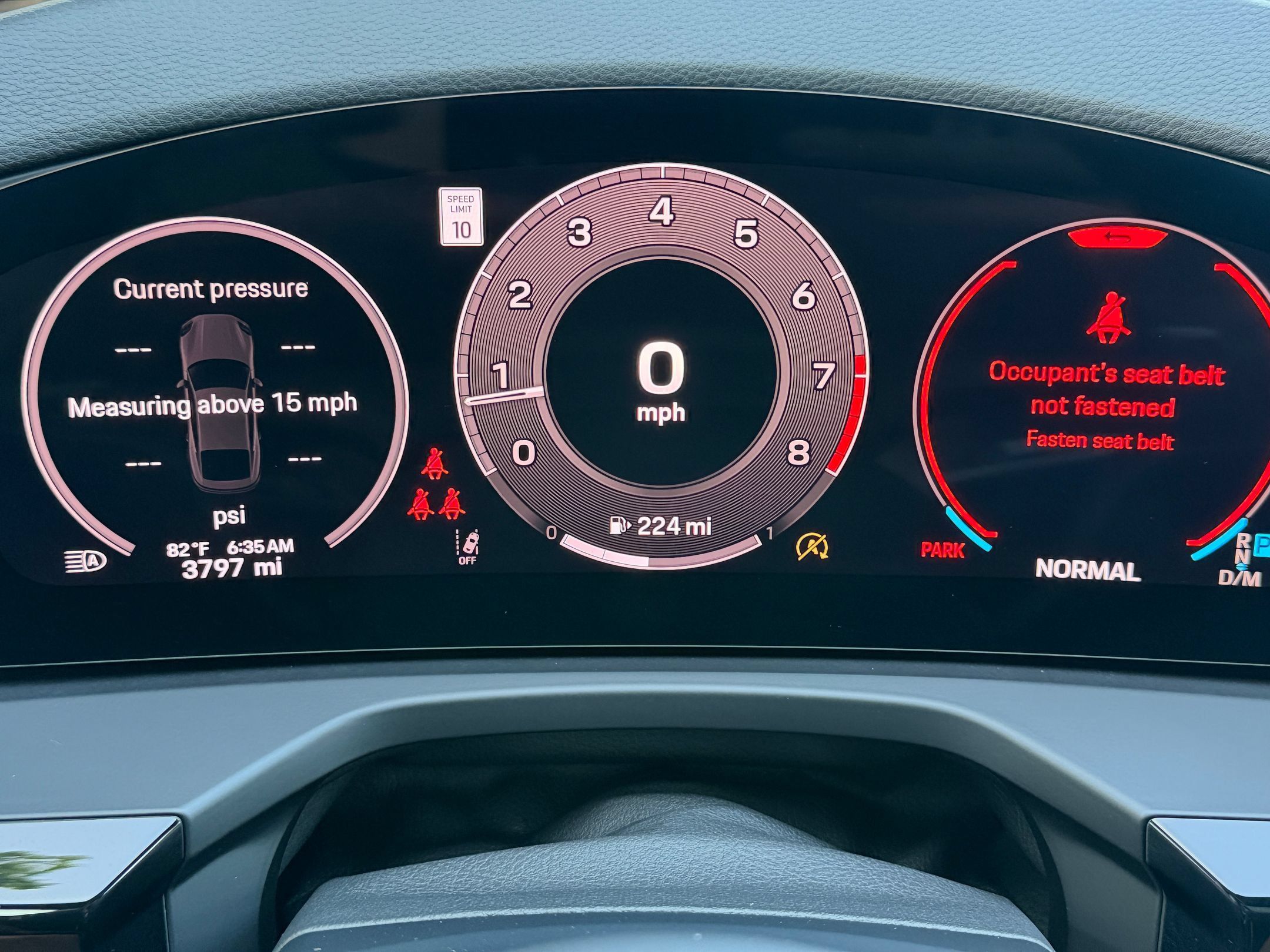 Certified 2025 Porsche Panamera 4 AWD/4WD image 24