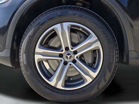 Used 2020 Mercedes-Benz GLC 300 image 31