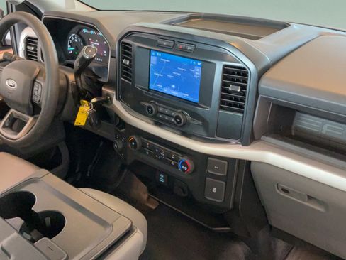 Used 2022 Ford F150 XL w/ Equipment Group 101A High AWD/4WD image 33