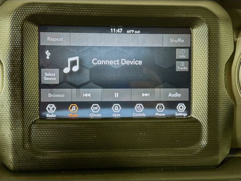 Used 2023 Jeep Wrangler Unlimited w/ Cold Weather Group image 19