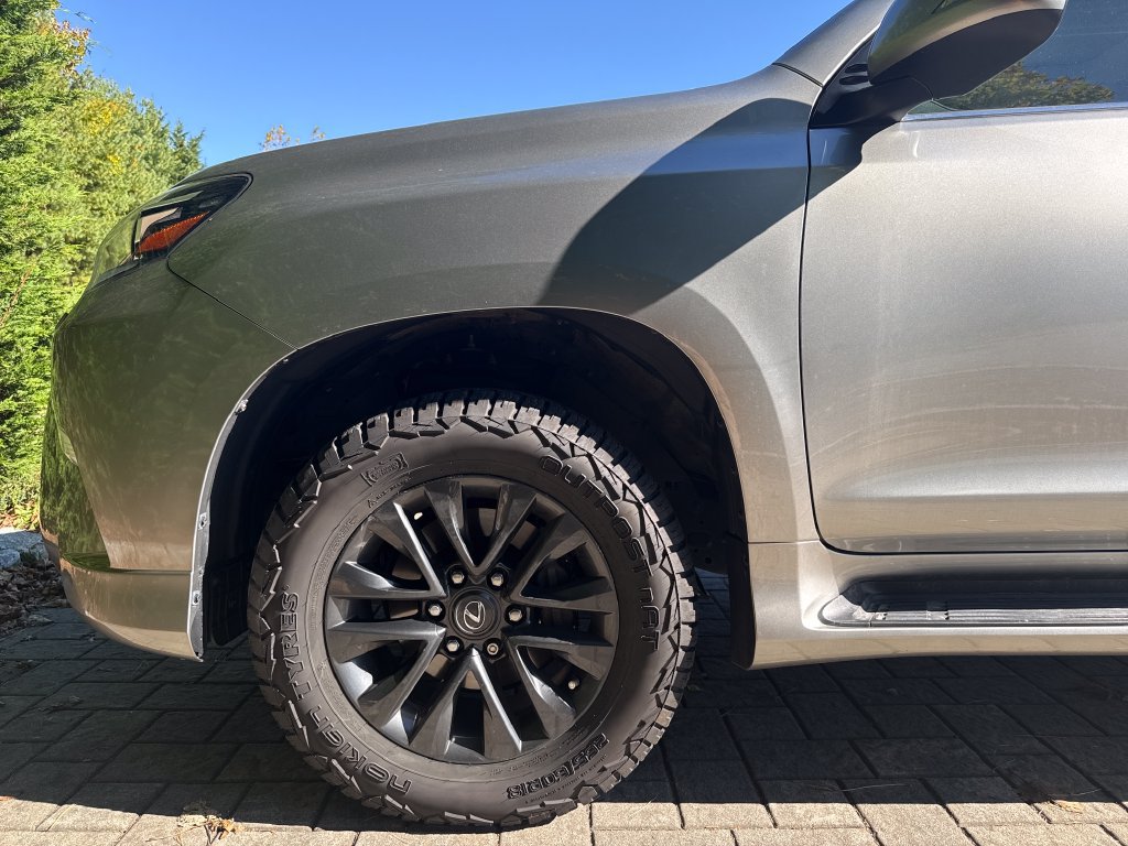 Used 2023 Lexus GX 460 Premium w/ Premium Plus Package AWD/4WD image 9