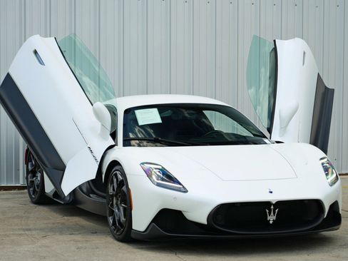 Used 2023 Maserati MC20 Coupe image 58