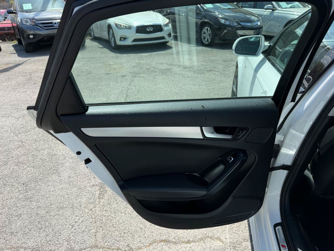 Used 2016 Audi A4 2.0T Premium FWD image 23