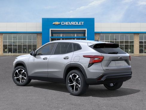 New 2026 Chevrolet Trax RS w/ Driver Confidence Package FWD image 3