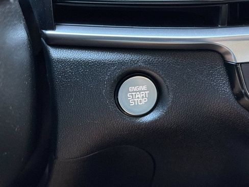 Used 2025 Kia Sorento EX AWD/4WD image 23