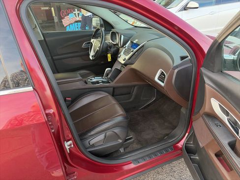Used 2011 Chevrolet Equinox LT w/ Chrome Appearance Package image 8