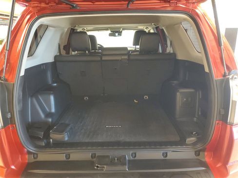 Used 2022 Toyota 4Runner TRD Off-Road Premium image 8