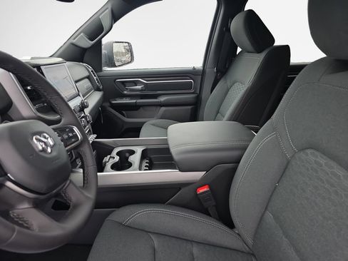 New 2026 RAM 1500 Big Horn AWD/4WD image 12