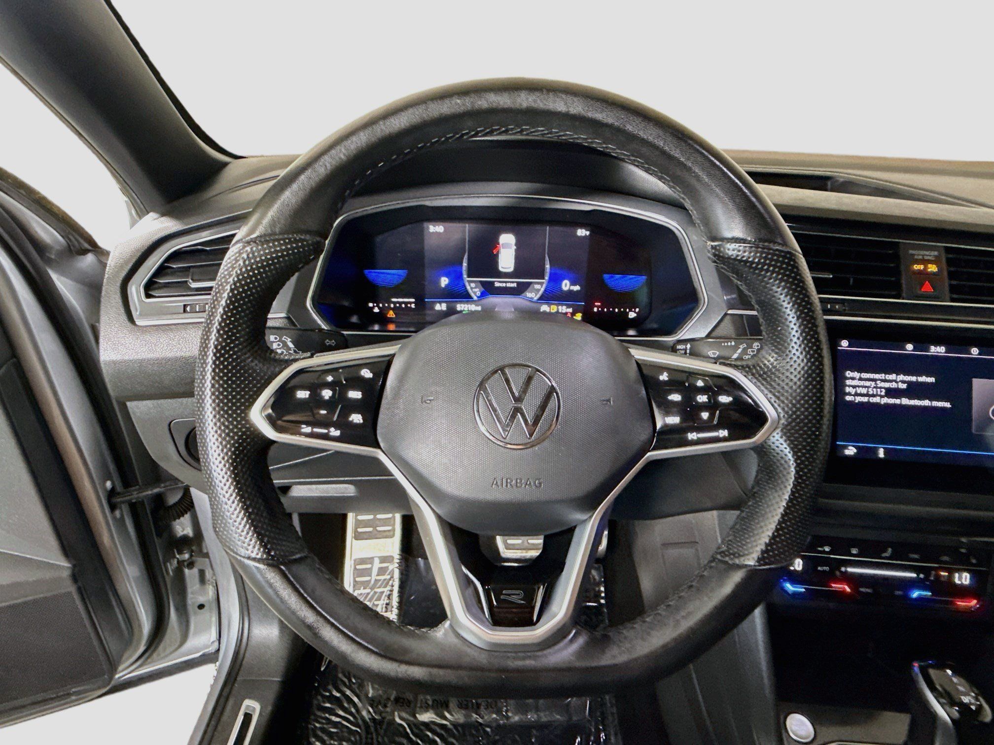 Used 2022 Volkswagen Tiguan SE R-Line FWD image 13