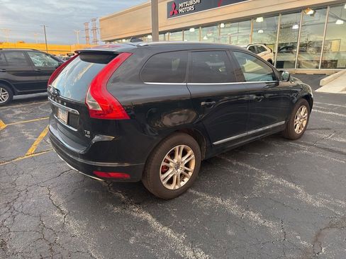 Used 2016 Volvo XC60 T5 Premier w/ Proximity Package AWD/4WD image 5