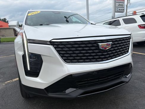 Used 2024 Cadillac XT4 Premium Luxury w/ Active Safety Package AWD/4WD image 32