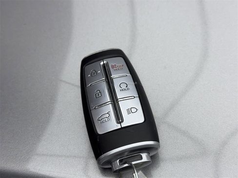 Used 2022 Genesis GV70 2.5T w/ Select Package image 61