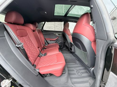 Used 2023 Audi SQ8 Premium Plus AWD/4WD image 44