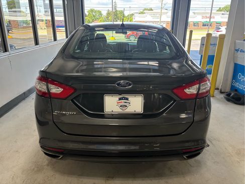 Used 2016 Ford Fusion SE w/ Equipment Group 202A AWD/4WD image 6