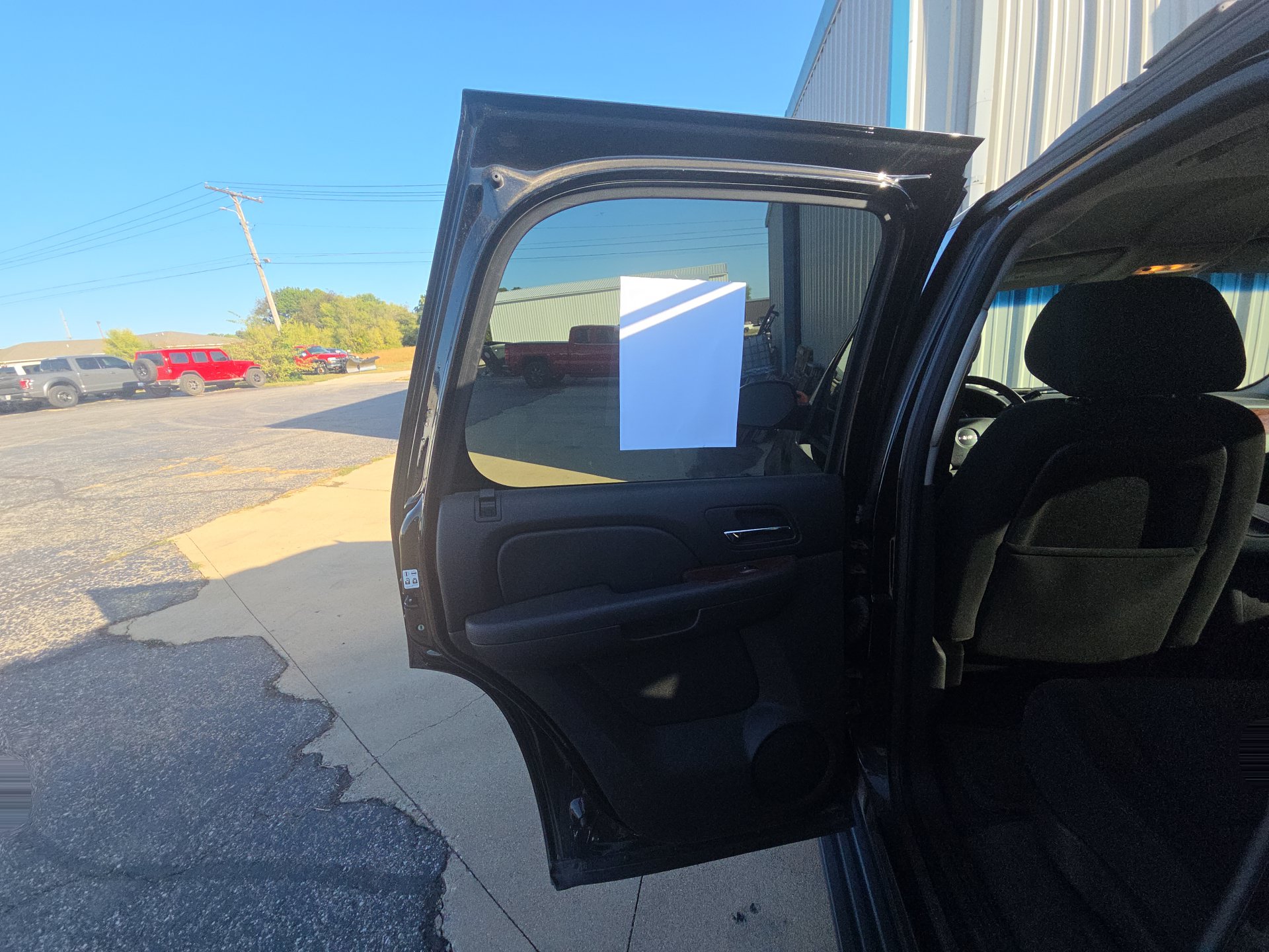 Used 2013 GMC Yukon SLE w/ Convenience Package AWD/4WD image 12