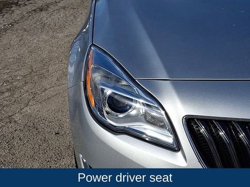 Used 2015 Buick Regal Premium image 11