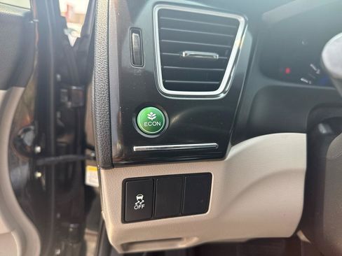 Used 2013 Honda Civic LX image 21