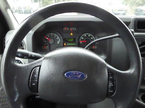 Used 2012 Ford E-350 and Econoline 350 XL w/ PWR Windows & Locks Group image 11