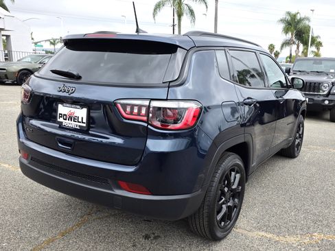 New 2026 Jeep Compass Latitude image 5