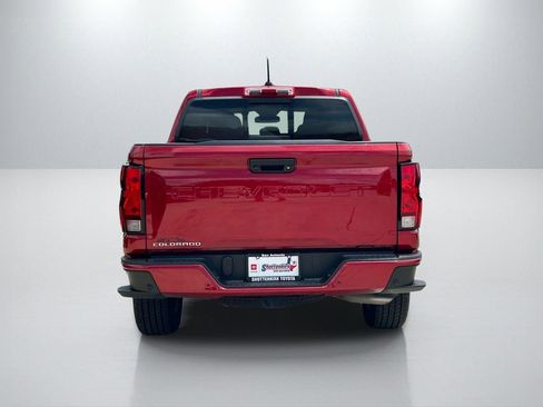 Used 2025 Chevrolet Colorado LT RWD image 6