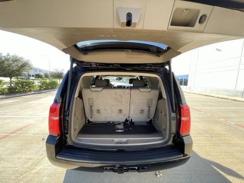 Used 2016 Chevrolet Tahoe LT RWD image 10