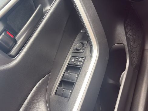 Used 2025 Toyota RAV4 LE FWD image 21