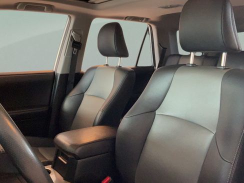 Used 2021 Toyota 4Runner SR5 Premium w/ Moonroof Package AWD/4WD image 23