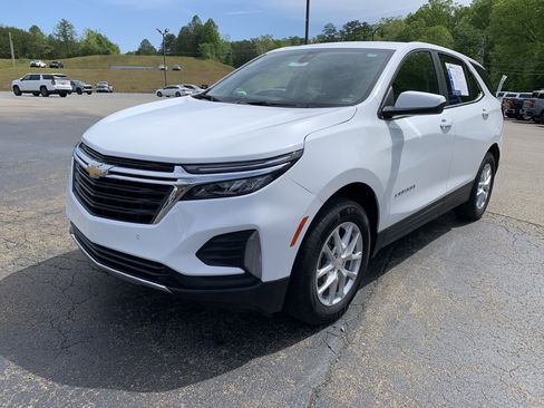 Used 2024 Chevrolet Equinox LT AWD/4WD image 7