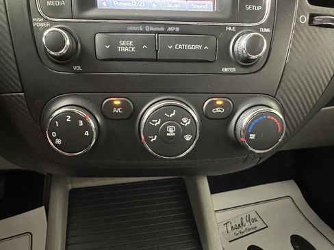 Used 2014 Kia Forte EX FWD image 15