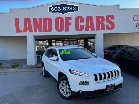 Used 2014 Jeep Cherokee Latitude w/ Cold Weather Group image 1