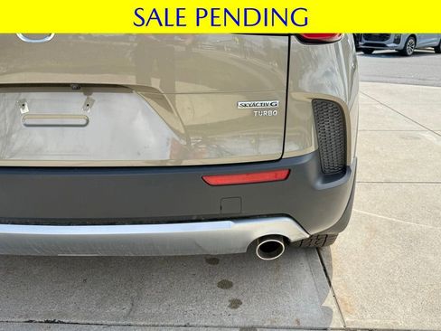 Used 2025 MAZDA CX-50 Meridian Edition w/ Apex Package AWD/4WD image 17