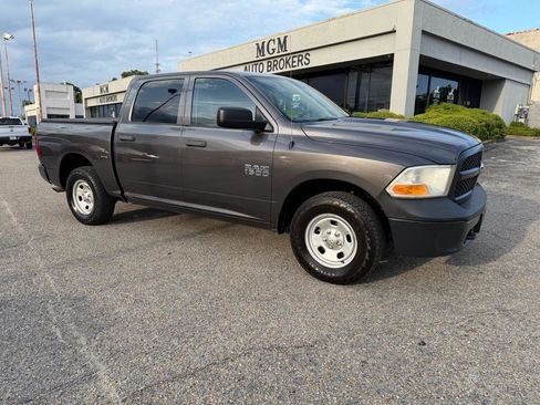 Used 2014 RAM 1500 Tradesman w/ Popular Equipment Group AWD/4WD image 23