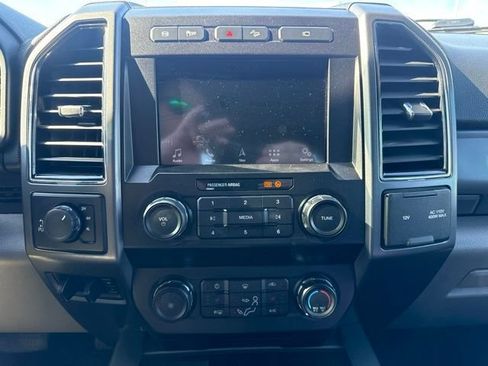 Used 2019 Ford F250 XLT w/ XLT Premium Package AWD/4WD image 7