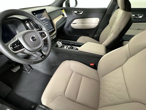 New 2026 Volvo XC60 B5 Core image 13