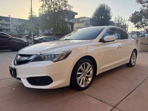 Used 2016 Acura ILX w/ Premium Package FWD image 3