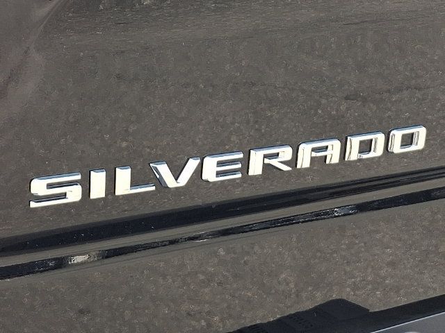 Used 2022 Chevrolet Silverado 1500 LT AWD/4WD image 33