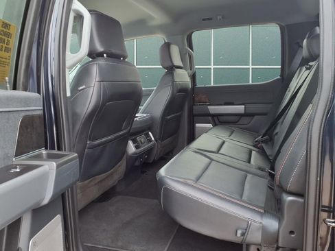 Used 2022 Ford F150 Lariat image 31