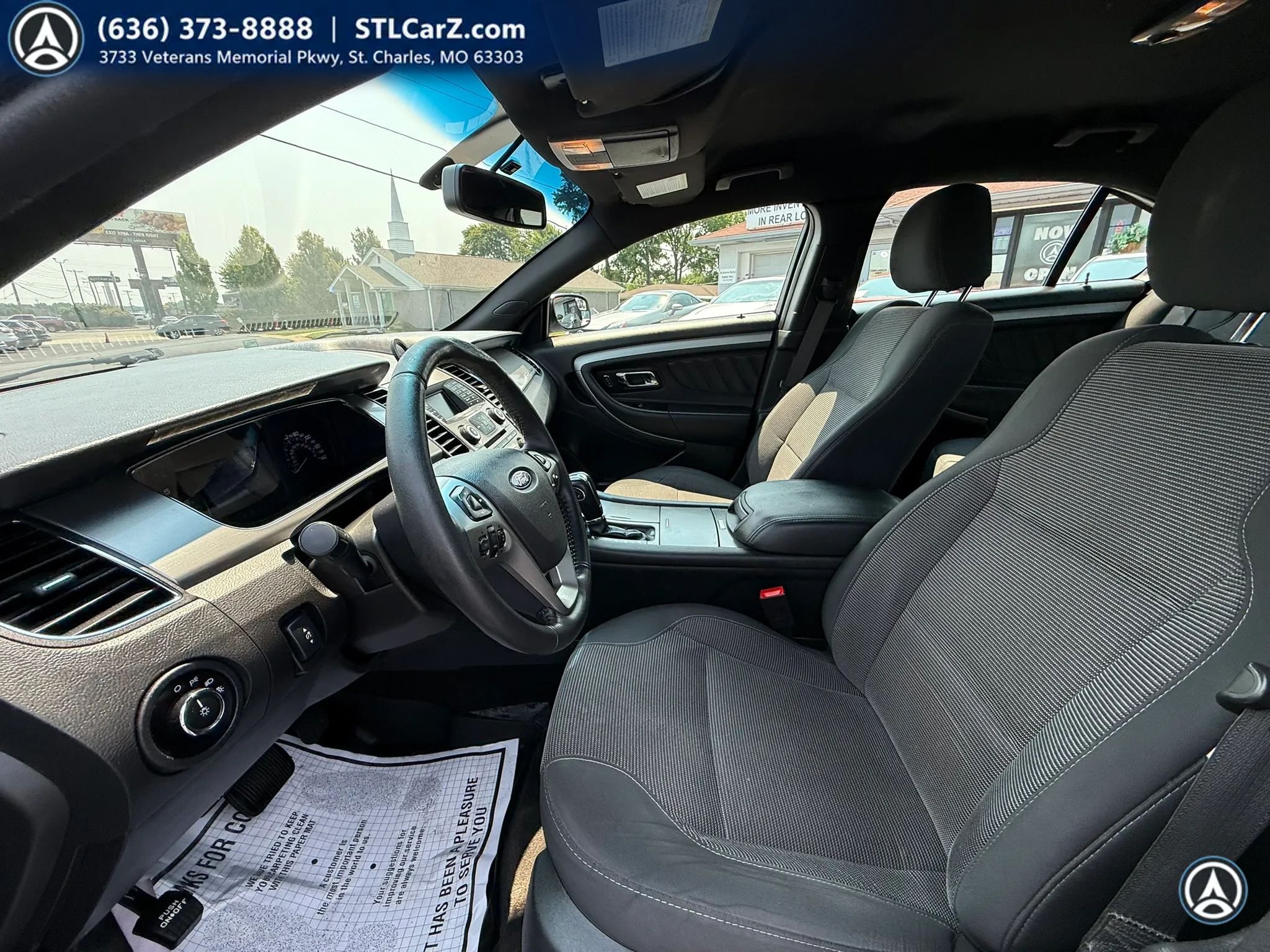 Used 2016 Ford Taurus SEL FWD image 9