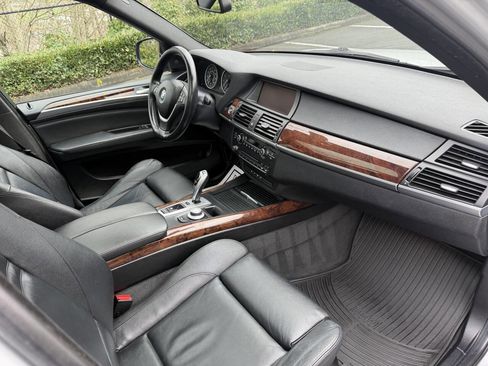 Used 2009 BMW X5 xDrive30i image 15