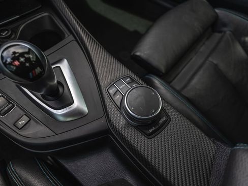 Used 2017 BMW M2 image 23