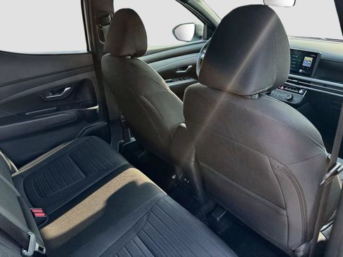 Certified 2025 Hyundai Santa Cruz SE AWD/4WD image 33