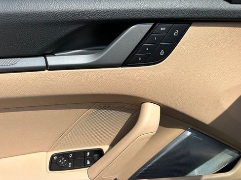 Certified 2024 Porsche 911 Carrera T RWD image 19