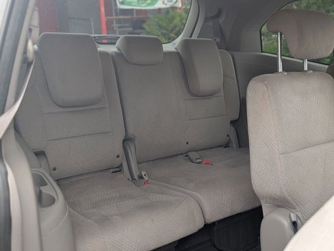 Used 2014 Honda Odyssey EX image 16